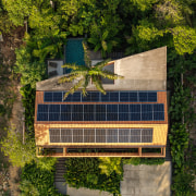 An eagle's view of the home and garden 