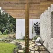 Recessed south-facing windows provide privacy from the street. 