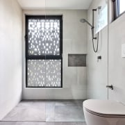 Shower zone in the family bathroom. - Thrice 