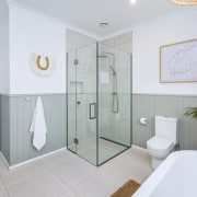 The overall look is natural, serene and spacious. 