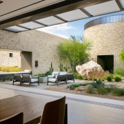 Looking to the entry rotunda from the main 