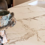Veined Invisible White Porcelain benchtop in Laminam. 
