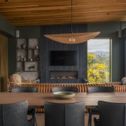 Even the feature dining area pendant gets in 