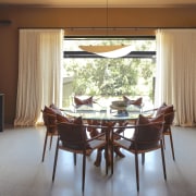 Dining area with a view. - Rich yet 