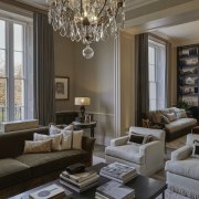 Located in London's prestigious Regent's Park, this upmarket 