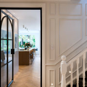 The contemporary kitchen finds balance with the character 