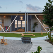 External timber V column composition. - It takes 