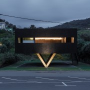 With tell tale lighting on the V, the 