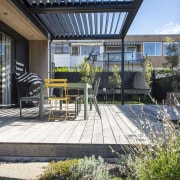 Sheltered indoor-outdoor living was an essential part of 