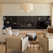 Living room in pale tones and pale furnishings. 