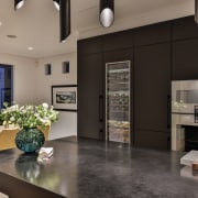 The selection of Gaggenau appliances allowed the designer 