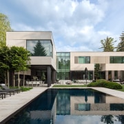 The rear of the august residence. - Home 