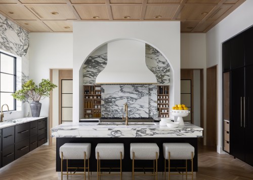 Adorned in luxurious Arabescato Corchia marble – including 