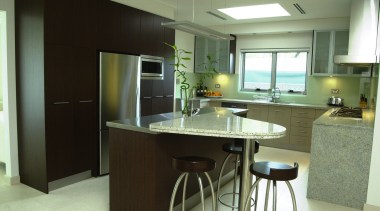 view of this kitchen aare showing tiled flooring, cabinetry, countertop, cuisine classique, interior design, kitchen, real estate, room, green, black