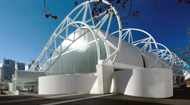 A view of the Ian thorpe Aquatic centre architecture, building, convention center, fixed link, landmark, structure, tourist attraction, gray, blue