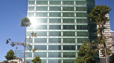 External View of 21 Queen St redevelopment. Air architecture, building, city, commercial building, condominium, corporate headquarters, daytime, downtown, facade, headquarters, hotel, landmark, metropolis, metropolitan area, mixed use, plaza, real estate, residential area, sky, skyscraper, tower, tower block, urban area