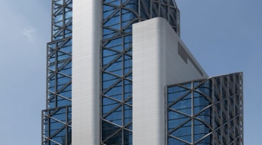 The new Menara Bumiputra Commerce tower is appropriate architecture, building, commercial building, condominium, corporate headquarters, daytime, facade, headquarters, metropolis, metropolitan area, mixed use, sky, skyscraper, tower, tower block, gray