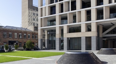 View of the public square at the Britomart apartment, architecture, building, condominium, corporate headquarters, daytime, facade, mixed use, neighbourhood, real estate, residential area, window, gray
