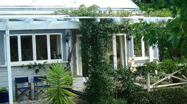 New Zealand traditional villa before renovation arecales, cottage, home, house, outdoor structure, plant, property, real estate, tree, window, green, white