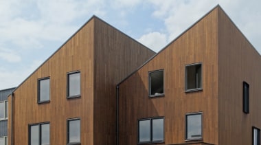 This home was designed by Moke Architects, employing 