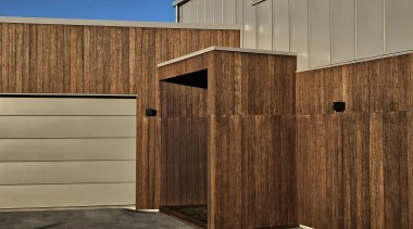 Bamboo X-treme Cladding provides a rich-toned cladding component 