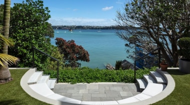 A semi circular seating area takes full advantage 