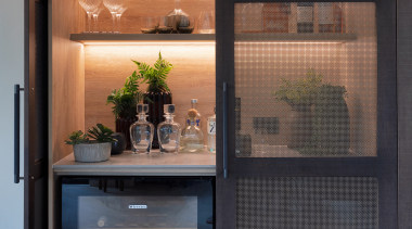 Cabinetry detail. - Rustic dovetails refinement - 