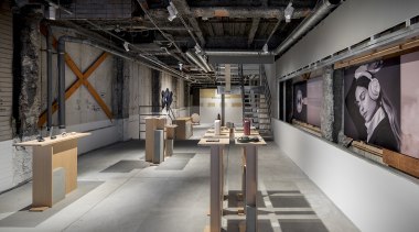 The pop-up store filled a temporal gap between 