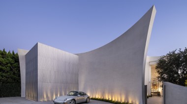 Upon approaching the property, a large cube made 