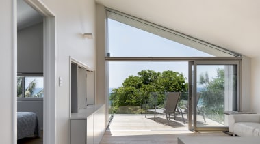 Optimum views achieved! Bifold doors offer a connection 