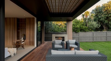 A pared-back palette with an emphasis on wood 