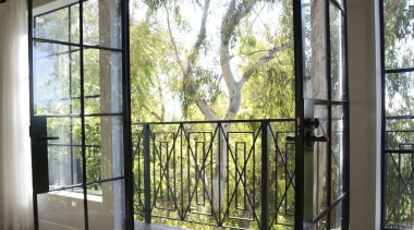 Designer: "The Torrance Steel windows and doors were 