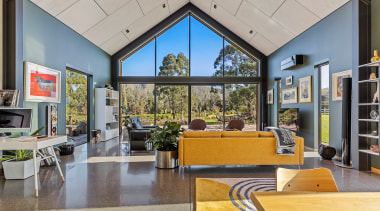 Viewed from beside the dining table, the public 