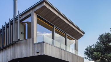 Much to Sea in Coastal Haven front deck 