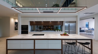 Tropical splendour -  