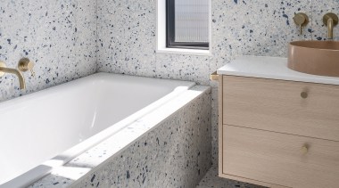 S Hey230308 0327 SAND -  