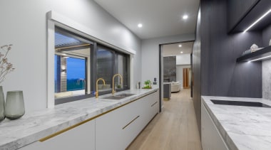 A second workbench in crisp white (repeated in 