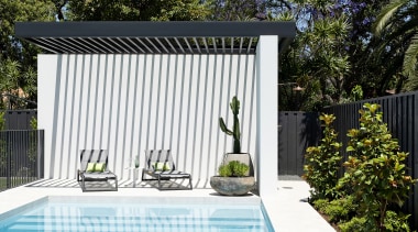 Having the benefit of working with a large 