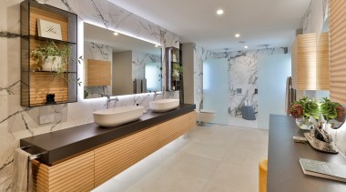  A functional ‘his and hers’ wash station with 