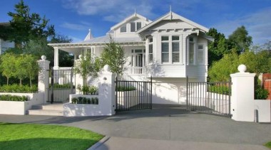 Marine Parade 1 - Marine Parade 1 - cottage, elevation, estate, facade, fence, gate, home, home fencing, house, land lot, mansion, neighbourhood, outdoor structure, picket fence, property, real estate, residential area, suburb, villa, gray