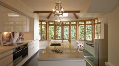 Hataitai Kitchen - Hataitai Kitchen - ceiling | ceiling, countertop, cuisine classique, estate, home, interior design, kitchen, real estate, room, window, brown