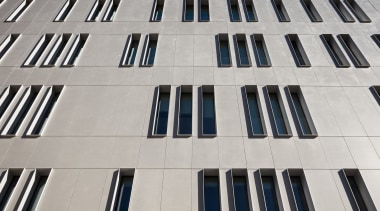 Fachada edificio Cajamar - Dekton Sirocco 3 architecture, building, commercial building, condominium, corporate headquarters, daylighting, daytime, facade, landmark, line, symmetry, gray