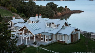 Formani Ferrovia exclusive to www.sopersmac.co.nz - Formani Ferrovia coast, cottage, estate, home, house, mansion, property, real estate, roof, terrain, villa, teal