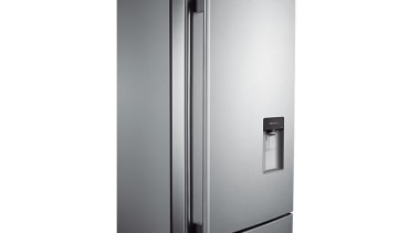 Refrigerator- Bottom Mount SRL448DLSThe Barosa Series refrigerator comes home appliance, kitchen appliance, major appliance, product, product design, refrigerator, white