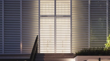 Remuera House - Remuera House - architecture | architecture, building, corporate headquarters, daylighting, facade, home, house, interior design, real estate, shade, siding, sky, window, window blind, window covering, window treatment, blue, black