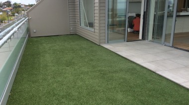 Commercial landscape - artificial turf | backyard | artificial turf, backyard, floor, flooring, grass, home, house, lawn, plant, property, real estate, residential area, roof, yard, green, gray