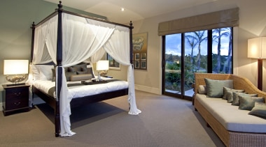 033 bale 15 - Bale 15 - bed bed frame, bedroom, ceiling, estate, floor, flooring, interior design, real estate, room, suite, window, gray