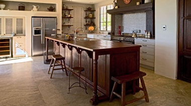 566 whitford rd kitchen.jpg - 566_whitford_rd_kitchen.jpg - cabinetry cabinetry, countertop, cuisine classique, floor, flooring, hardwood, interior design, kitchen, laminate flooring, room, table, wood flooring, brown