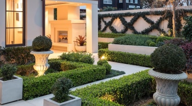 Mellons Bay 4 - backyard | courtyard | backyard, courtyard, estate, garden, grass, home, landscaping, plant, property, real estate, shrub, walkway, yard, gray