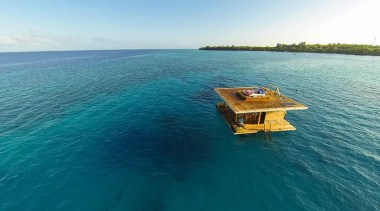 1310090731140020401.jpg - 1310090731140020401.jpg - bay | boat | bay, boat, calm, coast, coastal and oceanic landforms, horizon, ocean, sea, sky, water, water transportation, yacht, teal